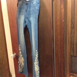 flare-legged hippie jeans ✌🏻💙🌸